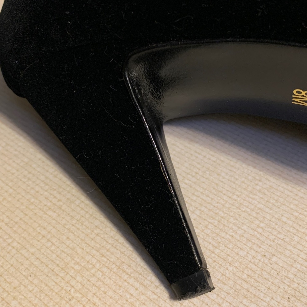 Nina Black Heels with Gold Interior - Picture 8 of 8